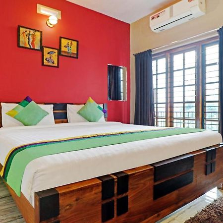 Treebo Avyukta Stay Мадикери Экстерьер фото