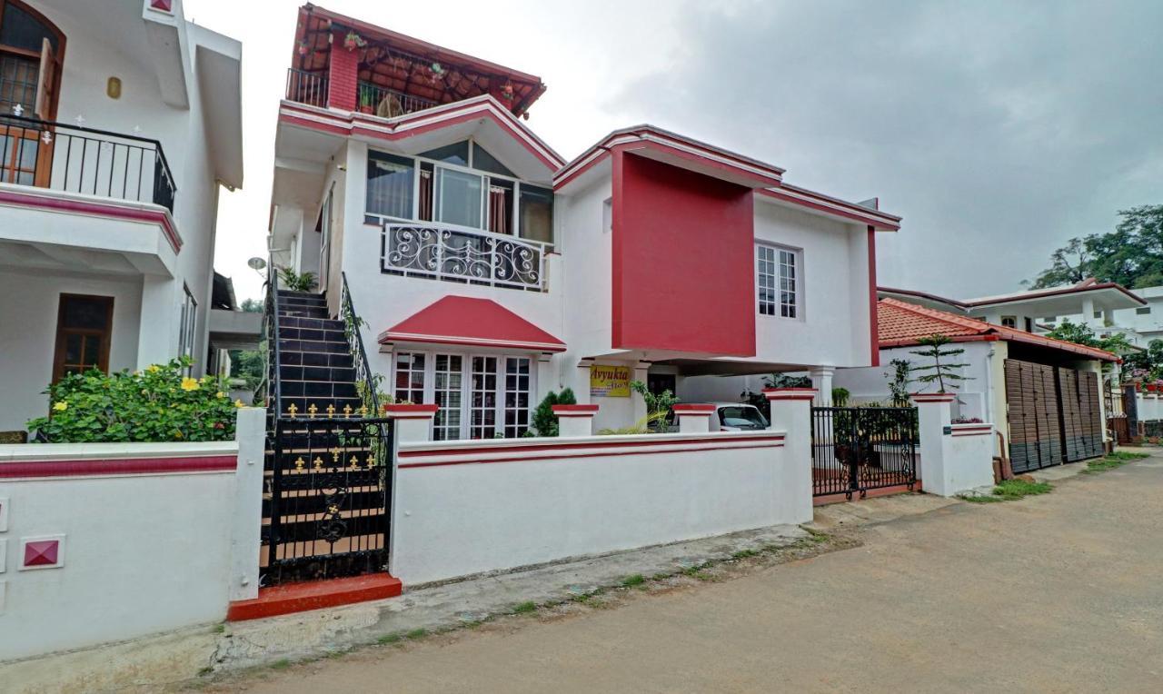 Treebo Avyukta Stay Мадикери Экстерьер фото