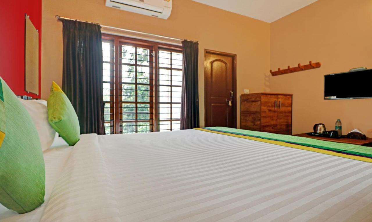Treebo Avyukta Stay Мадикери Экстерьер фото